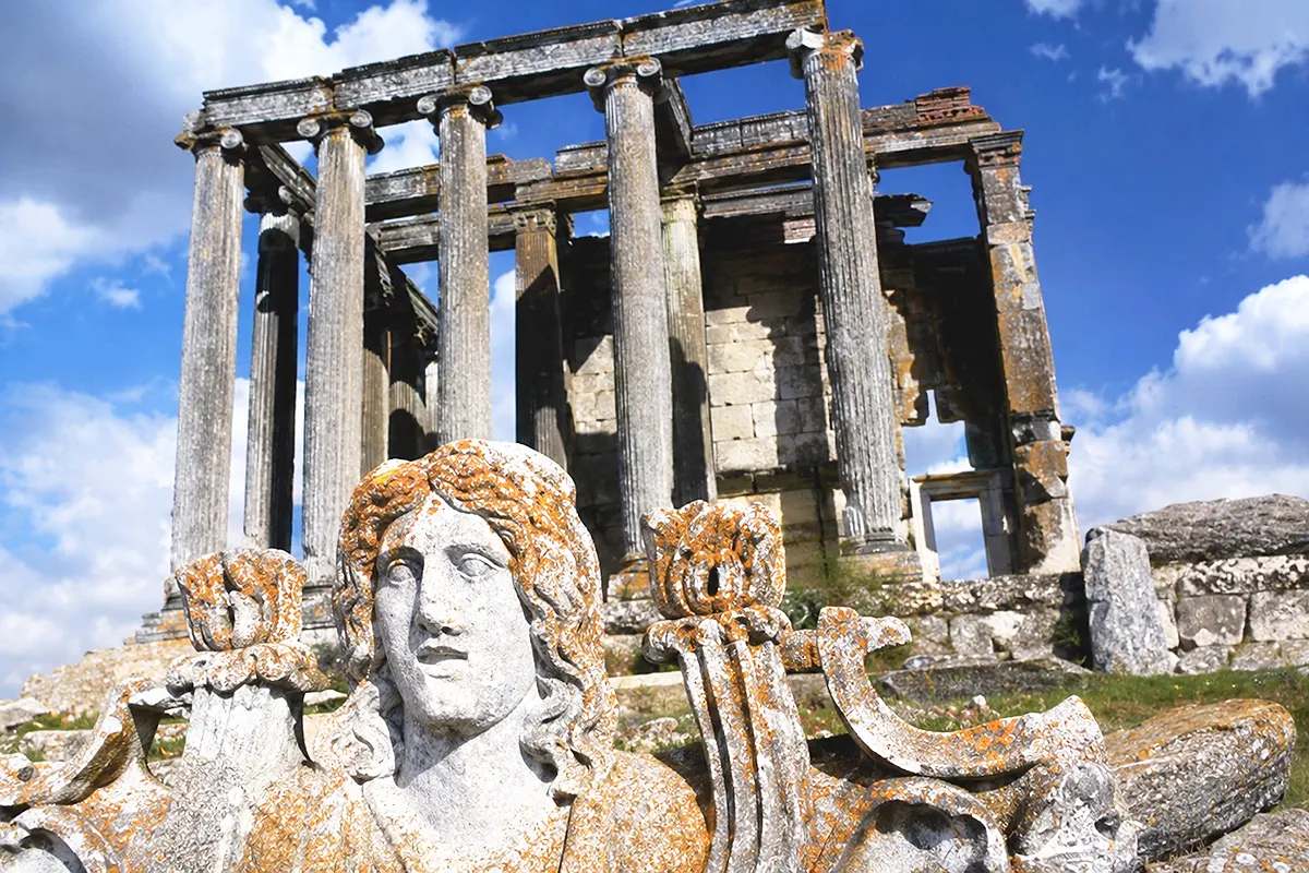 ruinas de Aizanoi en Turquía