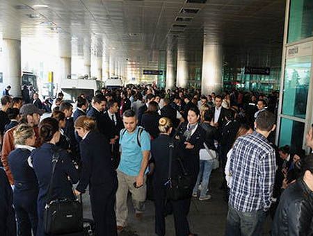 huelga en el aeropuerto Atatürk
