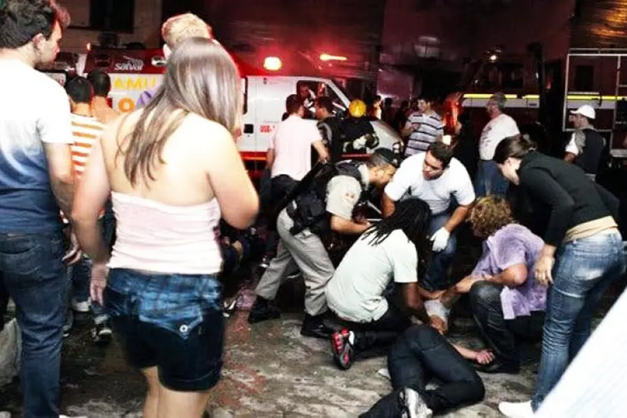 incendio discoteca en Brasil