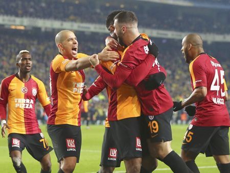 Fenerbahçe and Galatasaray, derby in the league