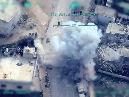 Turkish army bombs Assad´s targets in Syria