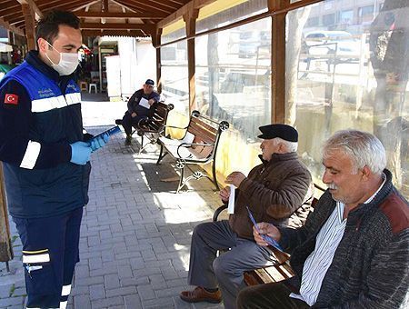 Coronavirus: quarantine in Turkey for elderly