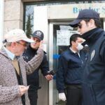 Turkey, police explains elderly about coronavirus