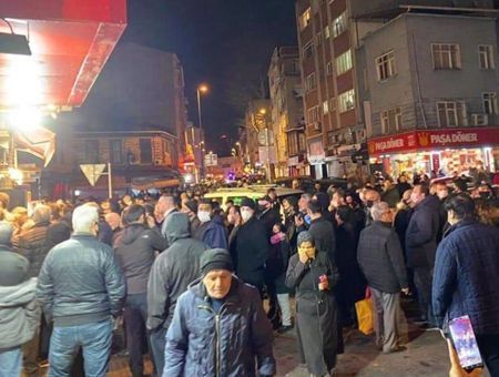 Istanbul, scenes of panic during curfew