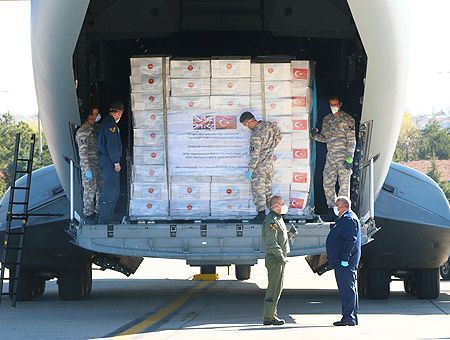 Turkey sends help to the UK against coronavirus