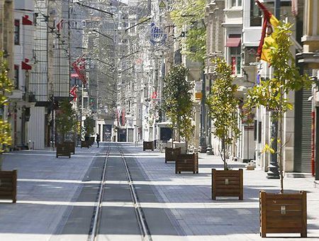 Istanbul, İstiklal Avenue empty due to coronavirus