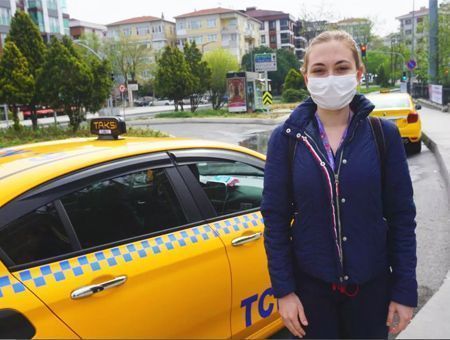 Istanbul, taxi for health workers
