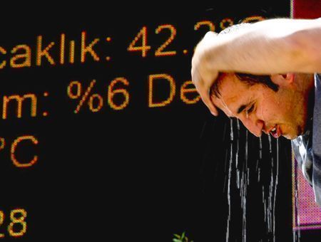 Turkey, heat wave in Antalya