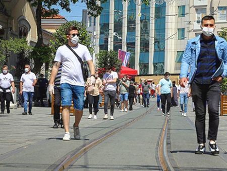 Istanbul, masks against coronavirus