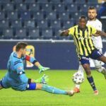 Fenerbahçe and Konyaspor, League match