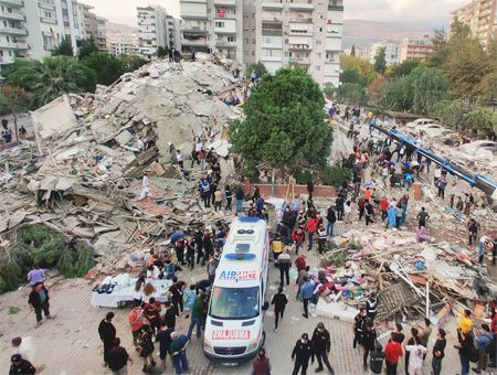 Turkey, rescue efforts in İzmir after earthquake