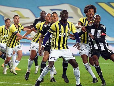 Fenerbahçe and Beşiktaş match