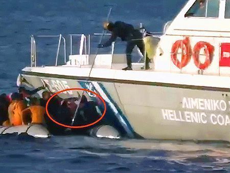 Greece, coast guard attacks on migrants