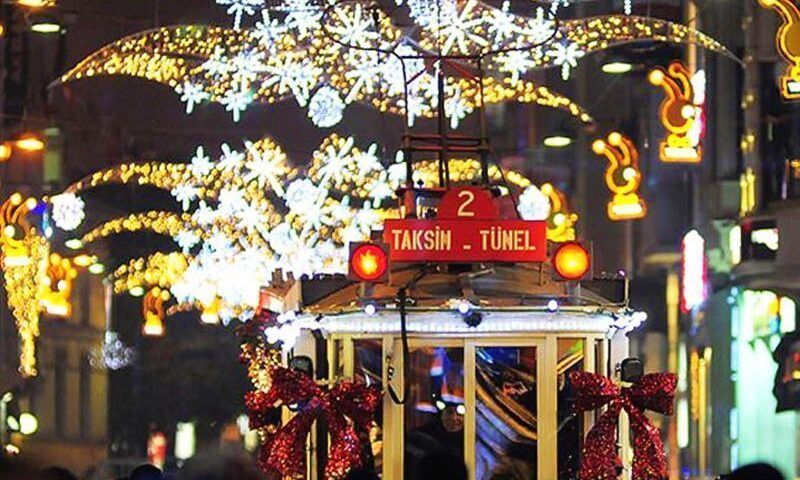 Istanbul, İstiklal Avenue during New Year's Eve