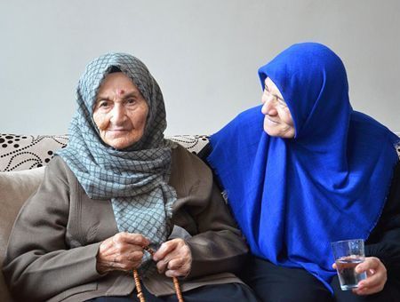 Turkey, old woman defeats coronavirus