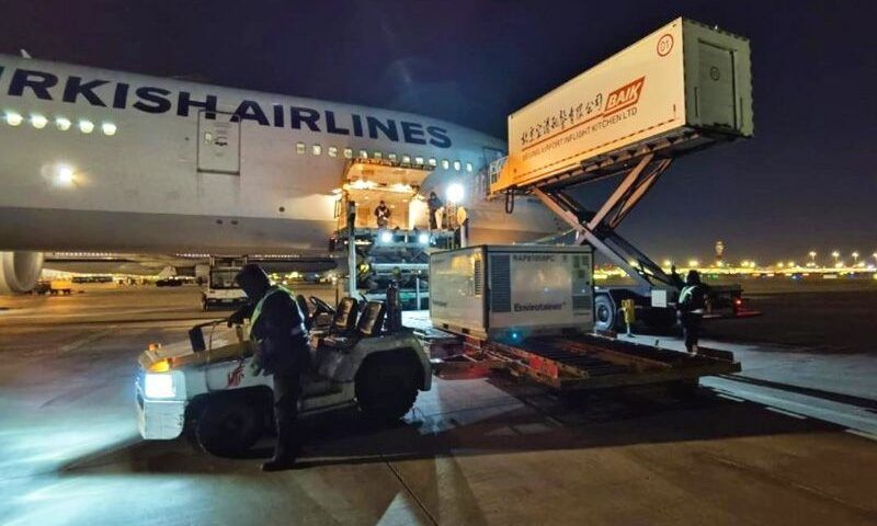 Turkey, plane from China with the coronavirus vaccine