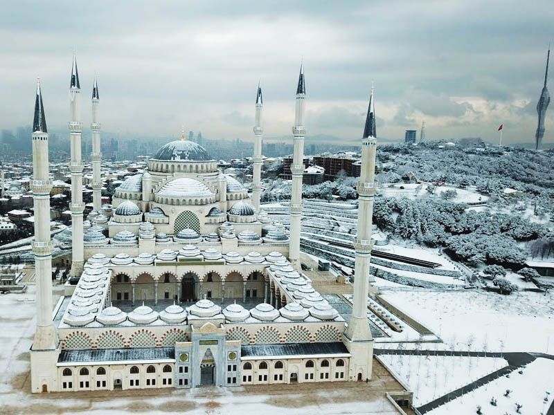 Istanbul, snow in the Asian side