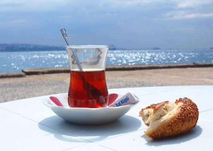 Turkey's food, tea and simit
