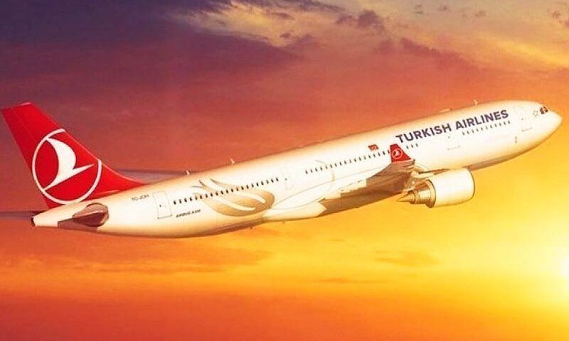 Turkish Airlines plane