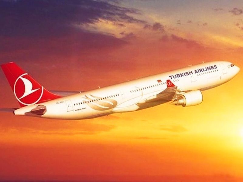 Turkish Airlines plane