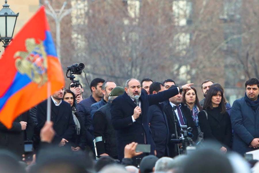 Armenia, Pashinyan during protests in Yerevan