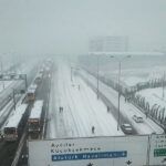 Istanbul, traffic amid snow