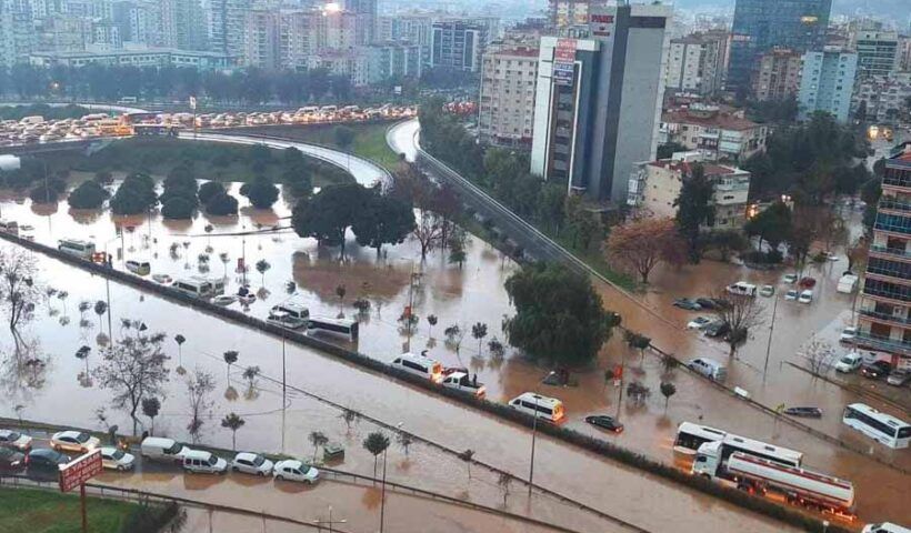 Turkey, floods in the city of İzmir