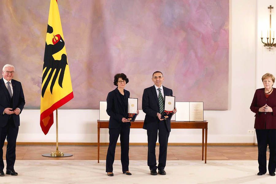 Germany, BioNtech founders awarded