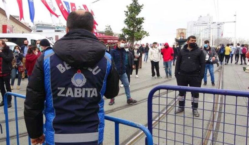 Istanbul, İstiklal Avenue closed