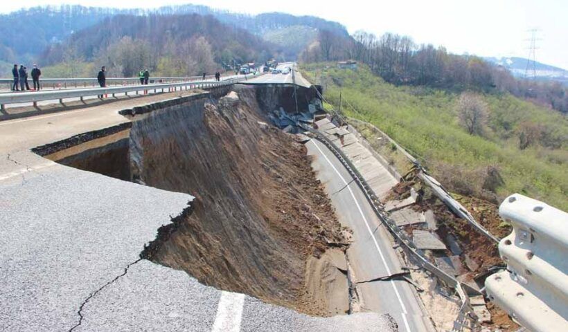 Turkey, highway collapse