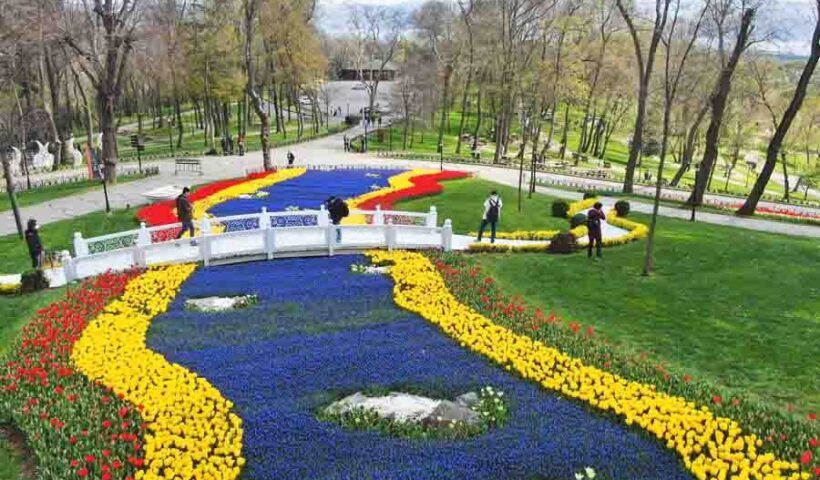 Istanbul full of colours because of millions of tulips