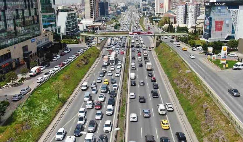 Istanbul, mass exodus before lockdown