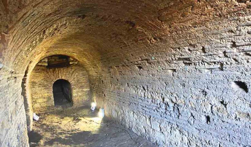 Istanbul, Roman tunnel under Topkapı Palace