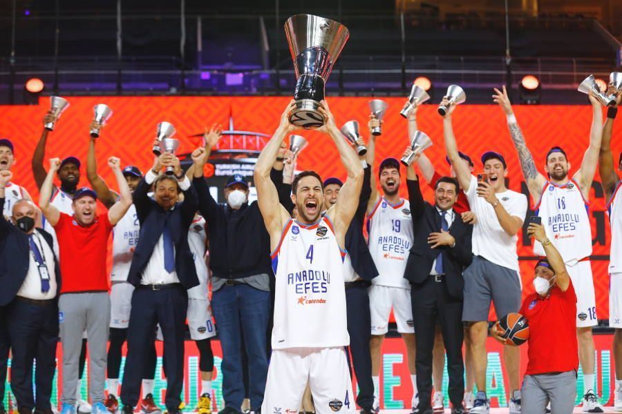 Anadolu Efes, champion of basketball EuroLeague