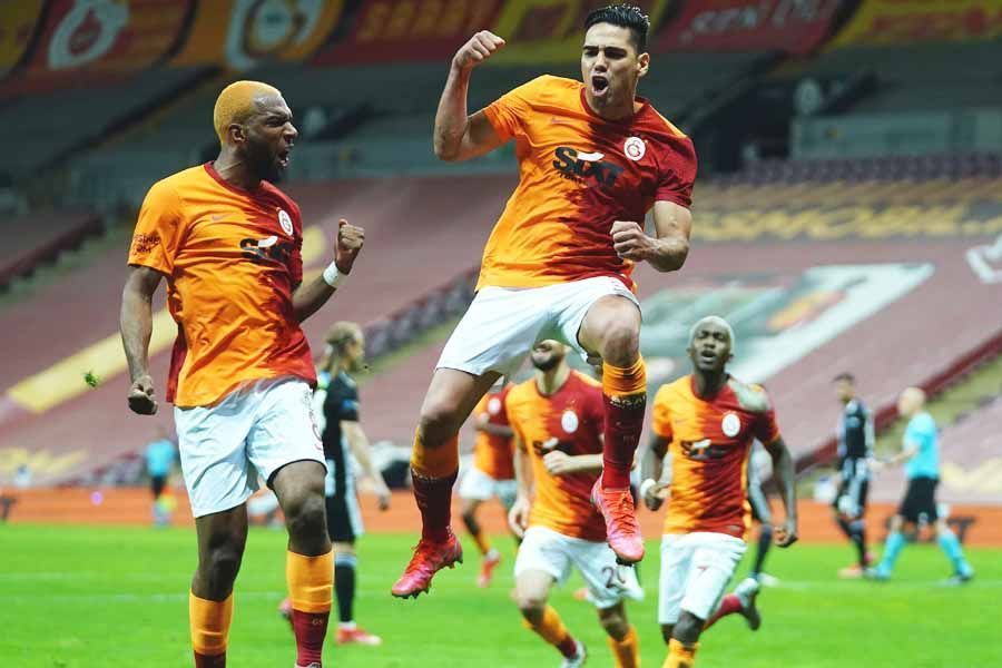 Galatasaray, victory in the derby