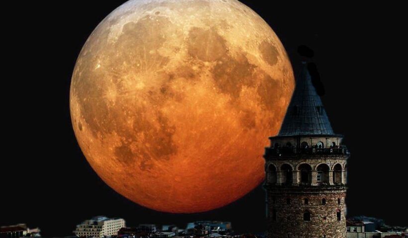 Istanbul, Supermoon