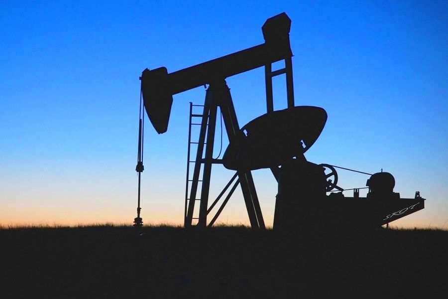 oil well