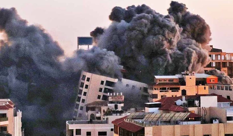 Palestine, building bombarded in Gaza