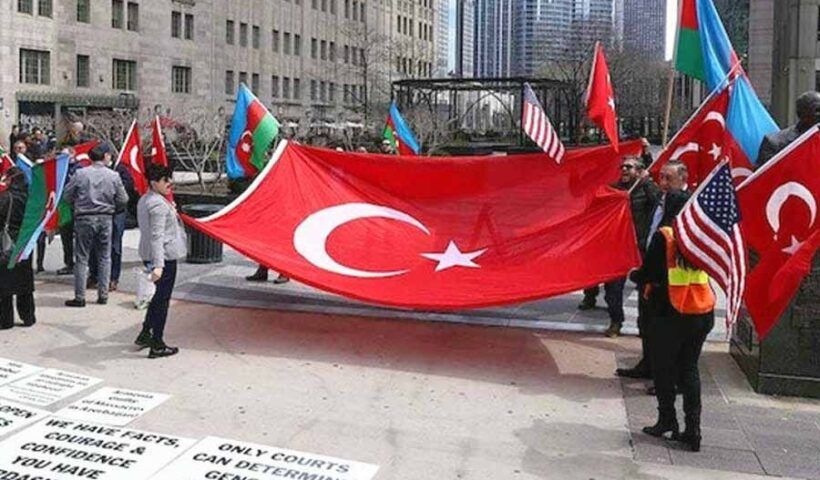 USA, Turks protest against recognition of Armenian genocide