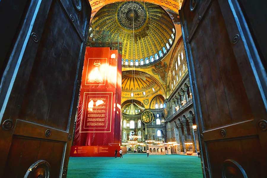 Istanbul's Hagia Sophia, mosque entrance