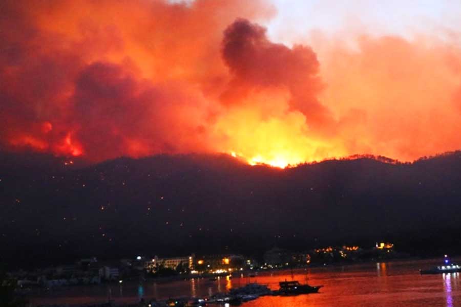 Turquía, incendios forestales en Marmaris