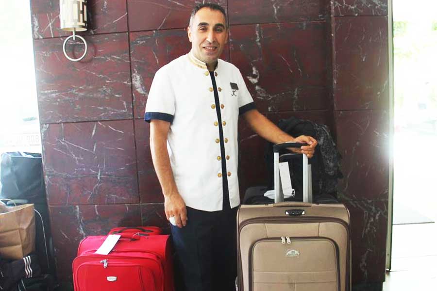 Turquía, empleados de hotel reciben herencia de turista