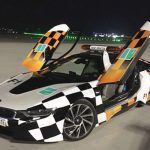 Aeropuerto de Estambul, coches follow me