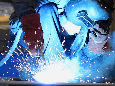 economía e industria, soldadura
