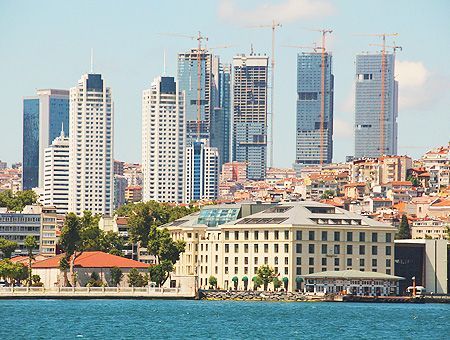 Estambul, rascacielos en construcción