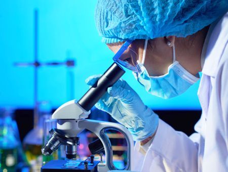 investigación en laboratorio de una vacuna