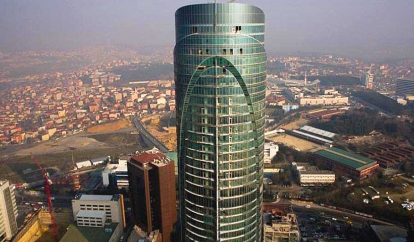 Istanbul, skyscraper in Maslak