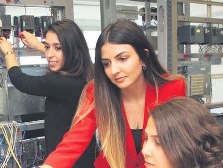 mujer, trabajo y empresa
