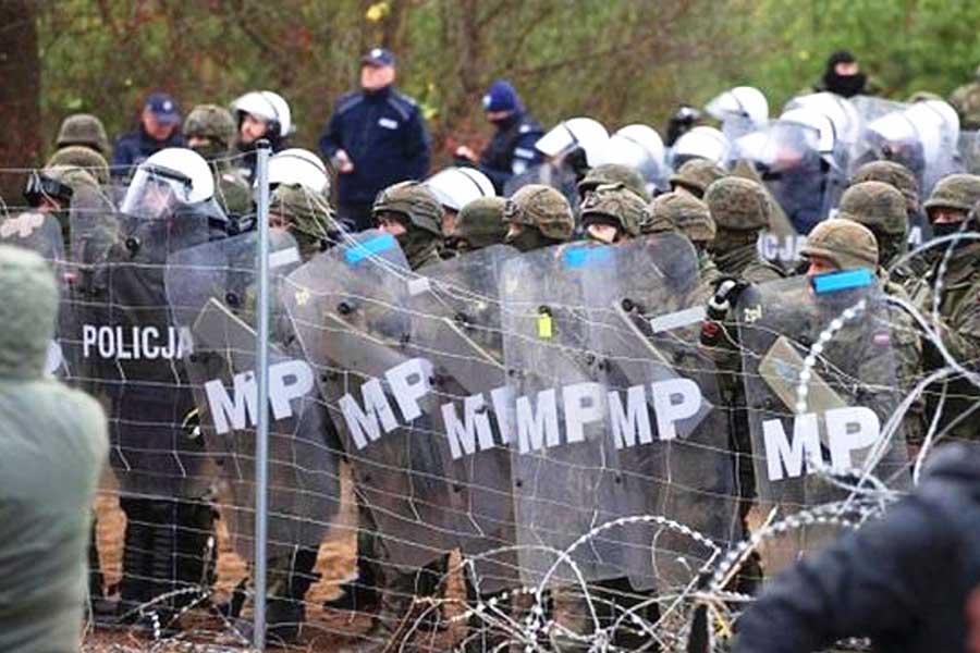 Poland-Belarus migrants crisis