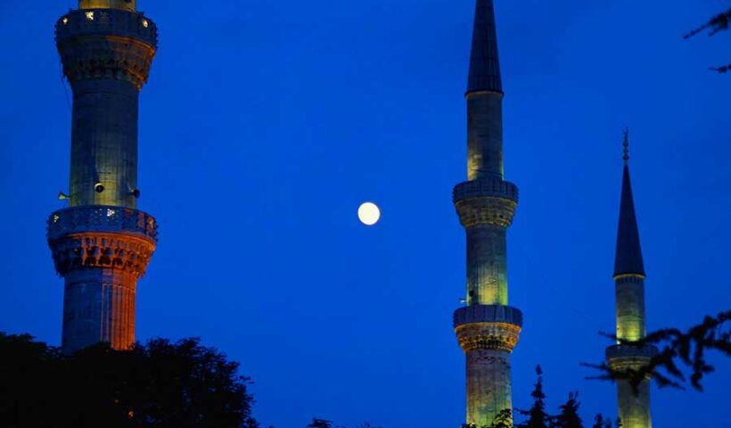 Istanbul, minarets of the Blue Mosque at night